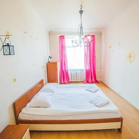 Апартаменти Heart Of Old-town *